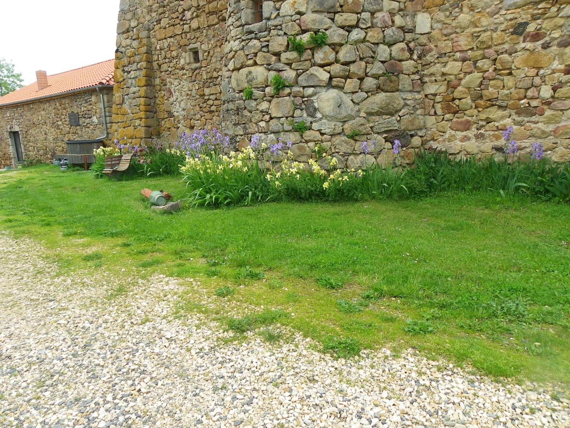 Beaumont  Le Donjon De La Reine Margot B&B 외부 사진